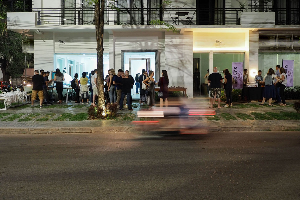 Opening-of-HOMELESS-Artists-Collective-at-MIRAGE-Contemporary-Art-Space_3